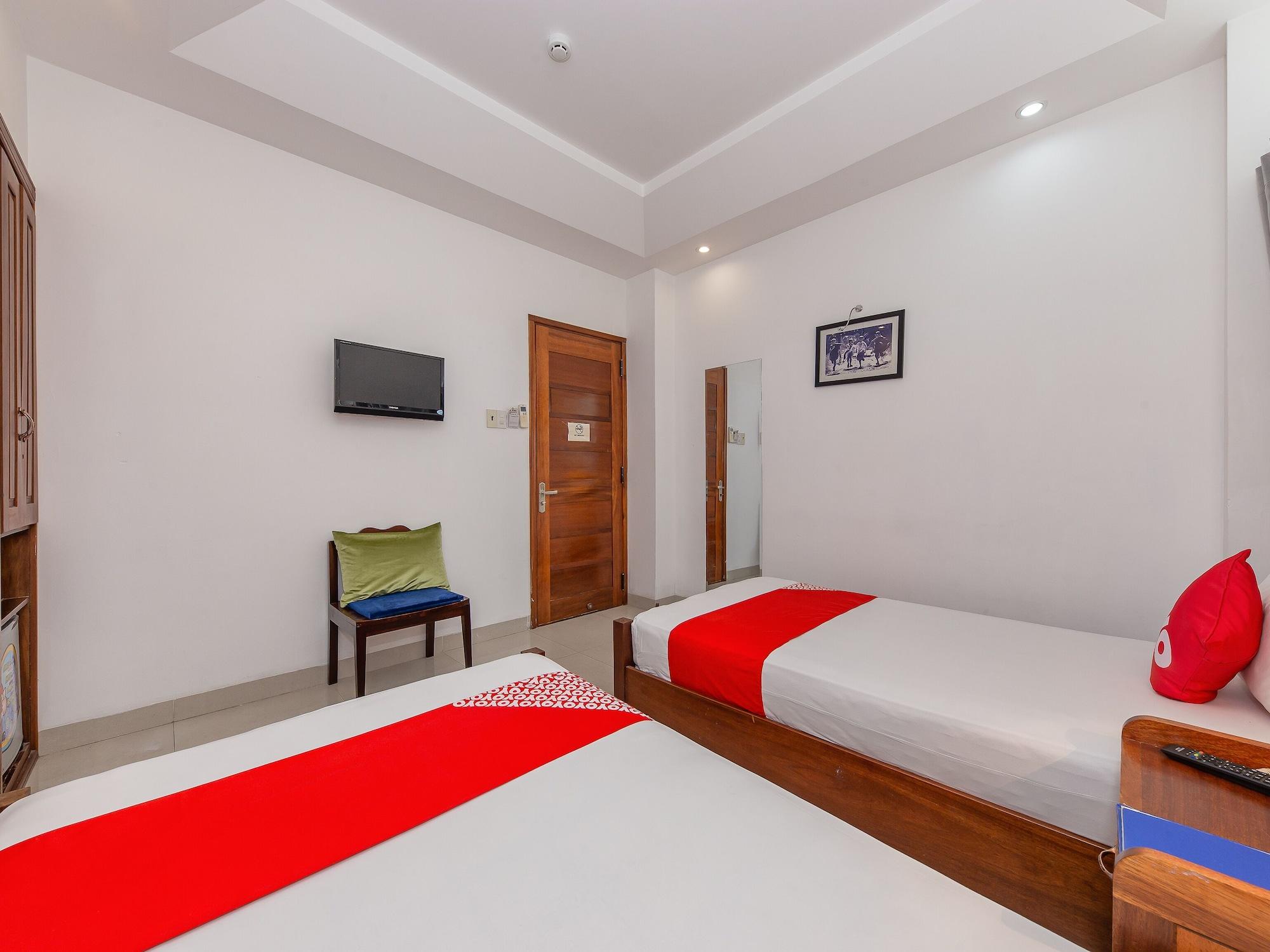 White Lion Hotel ニャチャン エクステリア 写真