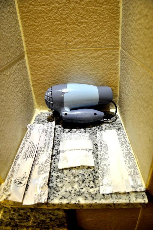 White Lion Hotel ニャチャン エクステリア 写真